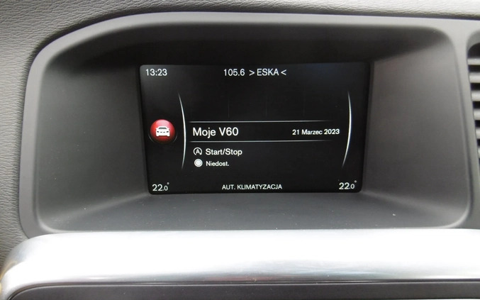 Volvo V60 cena 38900 przebieg: 274213, rok produkcji 2015 z Nowe Warpno małe 781